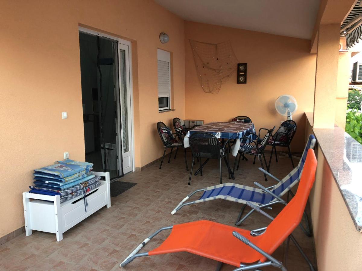 Apartman Luka Vir Exterior foto