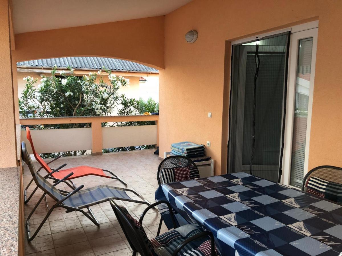 Apartman Luka Vir Exterior foto