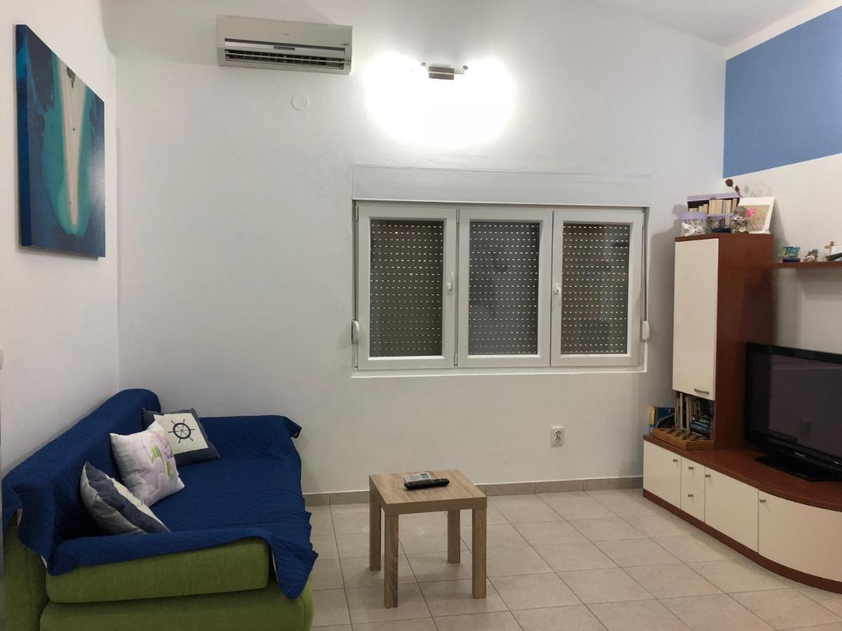 Apartman Luka Vir Exterior foto